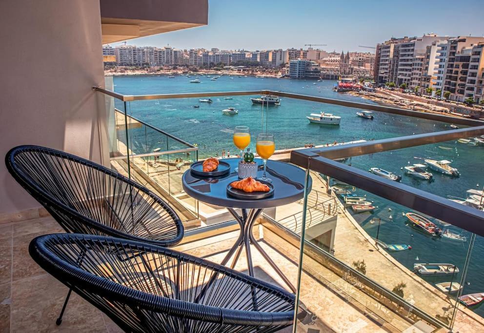 Stylish Seafront Spinola Apartment San Ġiljan Kültér fotó