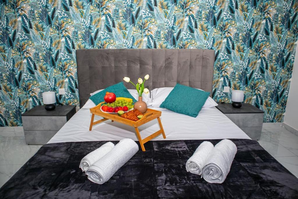 Stylish Seafront Spinola Apartment San Ġiljan Kültér fotó