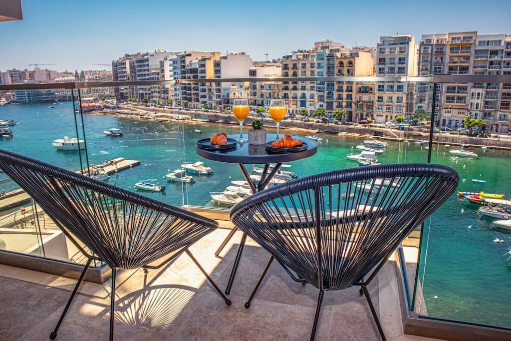 Stylish Seafront Spinola Apartment San Ġiljan Kültér fotó